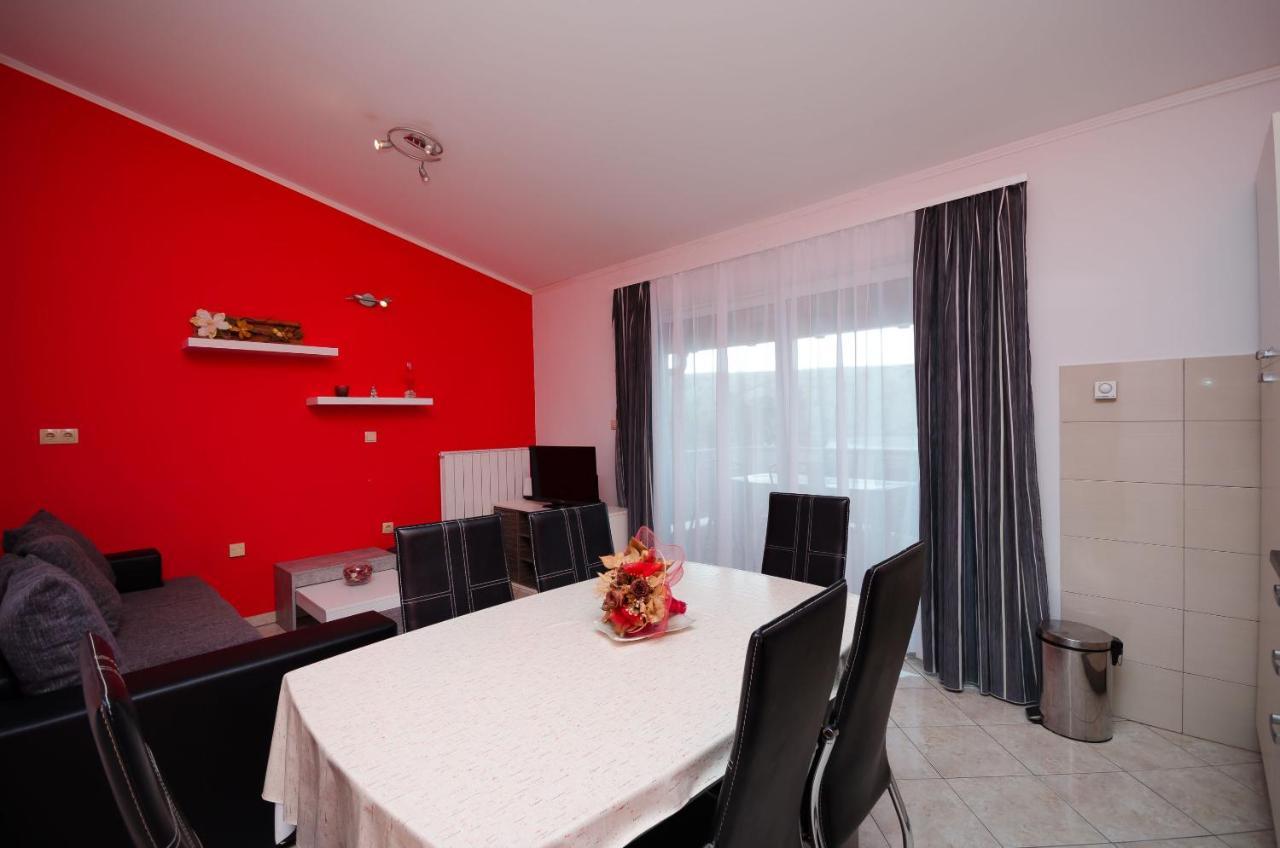 Apartment By The Sea In Lopar