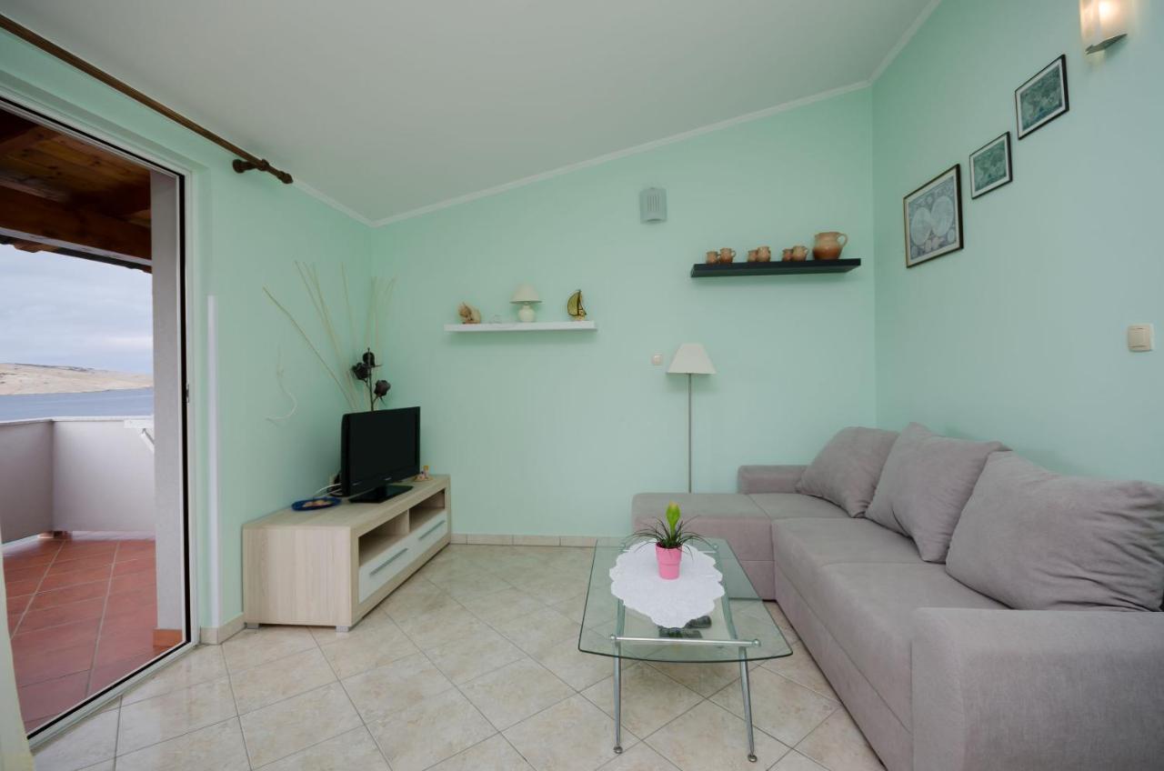 By The Sea In Apartment Lopar