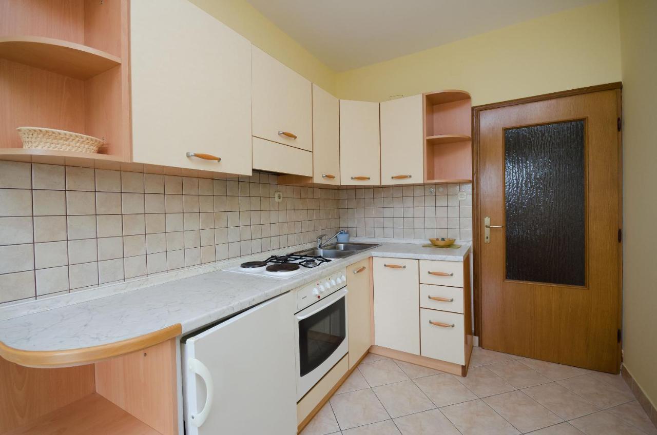 Apartment By The Sea In Lopar