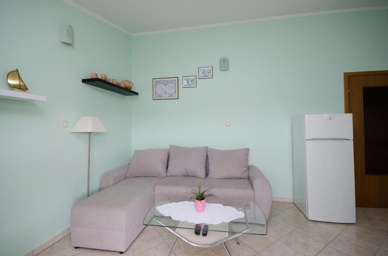 By The Sea In Apartment Lopar