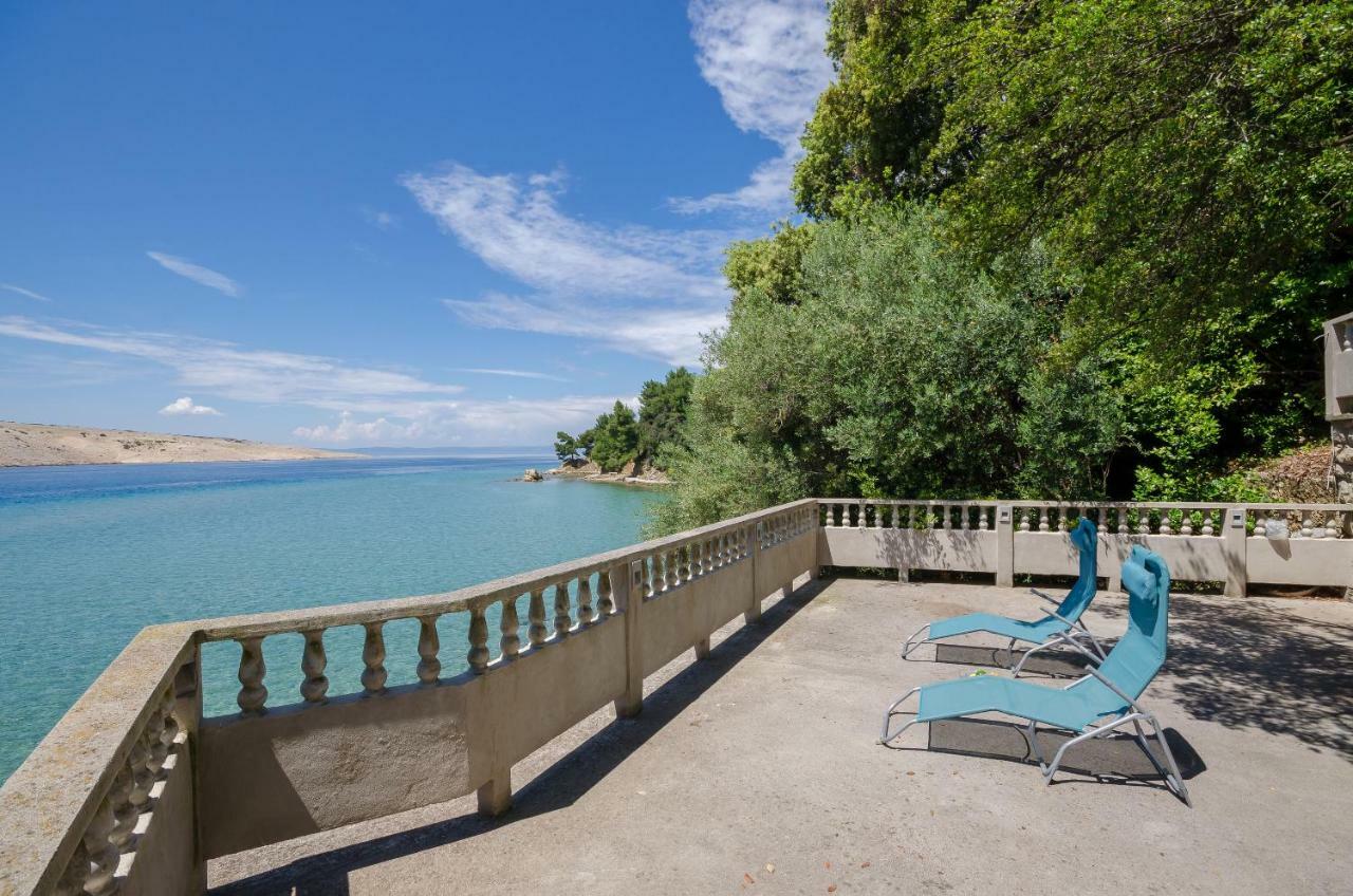 By The Sea In Apartment *