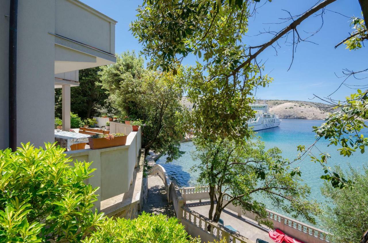 By The Sea In Apartment Lopar